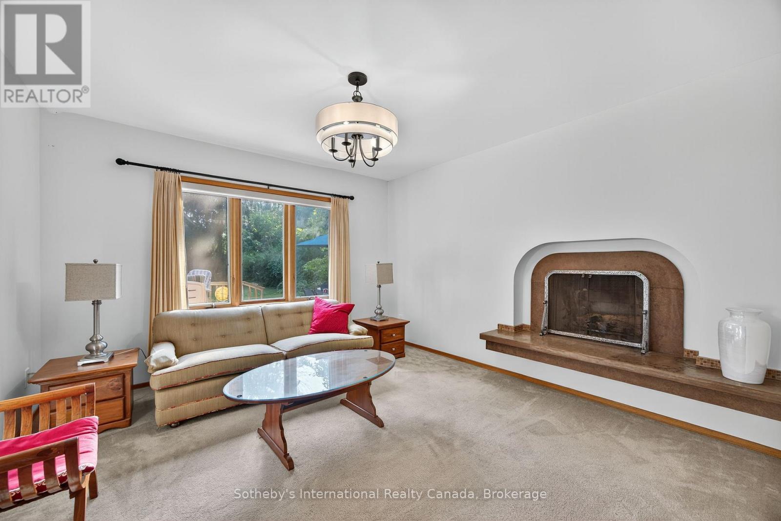 152 Bayview Avenue, Blue Mountains, Ontario  N0H 2P0 - Photo 7 - X12375576