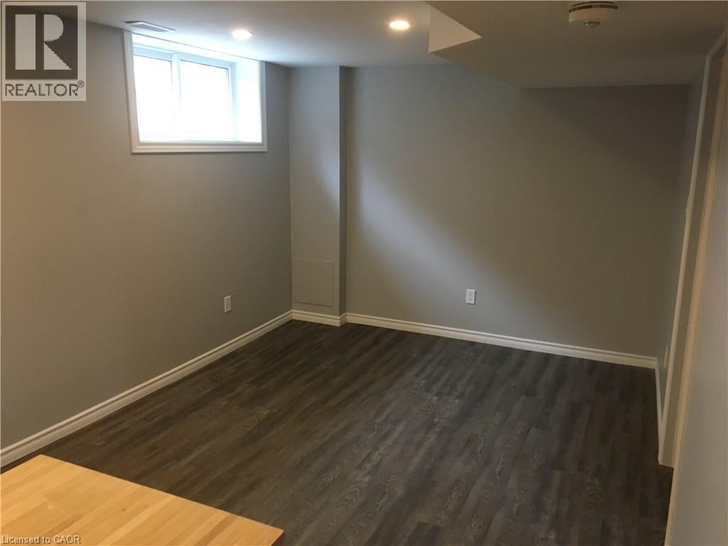 33 East 34th Street Unit# 2 Lower, Hamilton, Ontario  L8V 3W2 - Photo 12 - 40765374