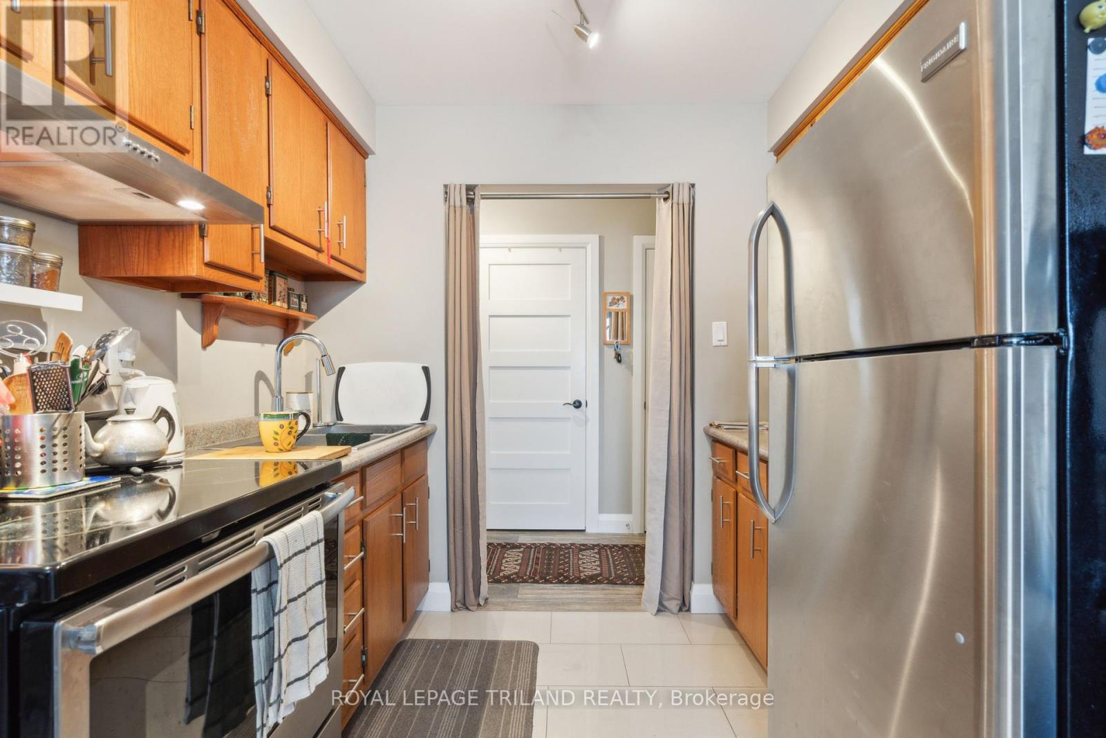221 Highview Drive, St. Thomas, Ontario  N5R 5H6 - Photo 20 - X12193305