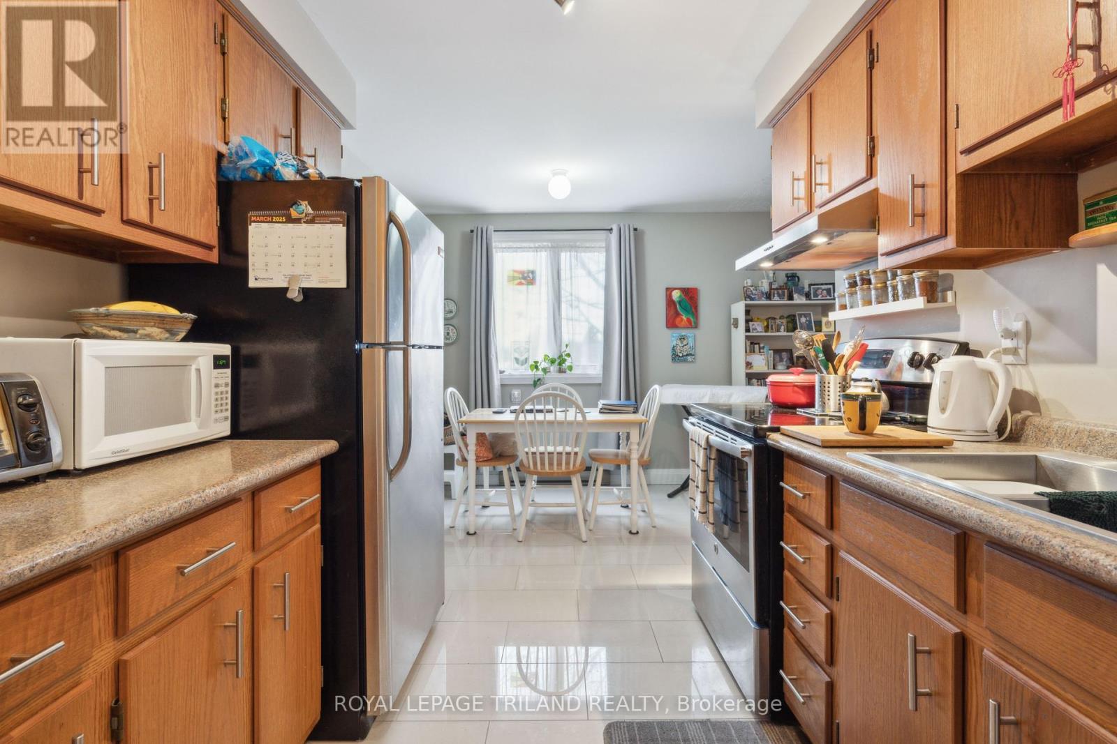 221 Highview Drive, St. Thomas, Ontario  N5R 5H6 - Photo 23 - X12193305