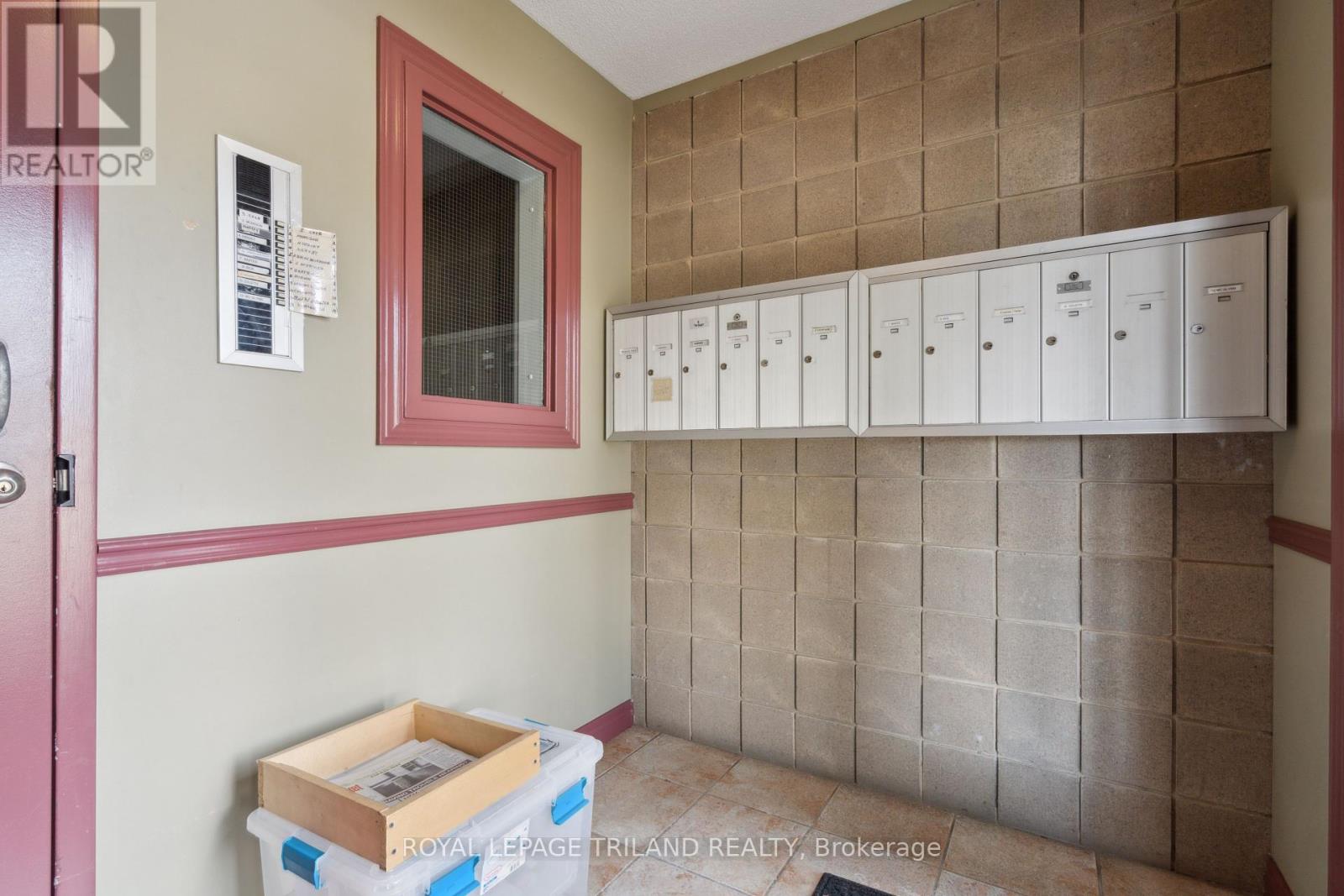 70 Stokes Road, St. Thomas, Ontario  N5R 6A9 - Photo 27 - X12193439
