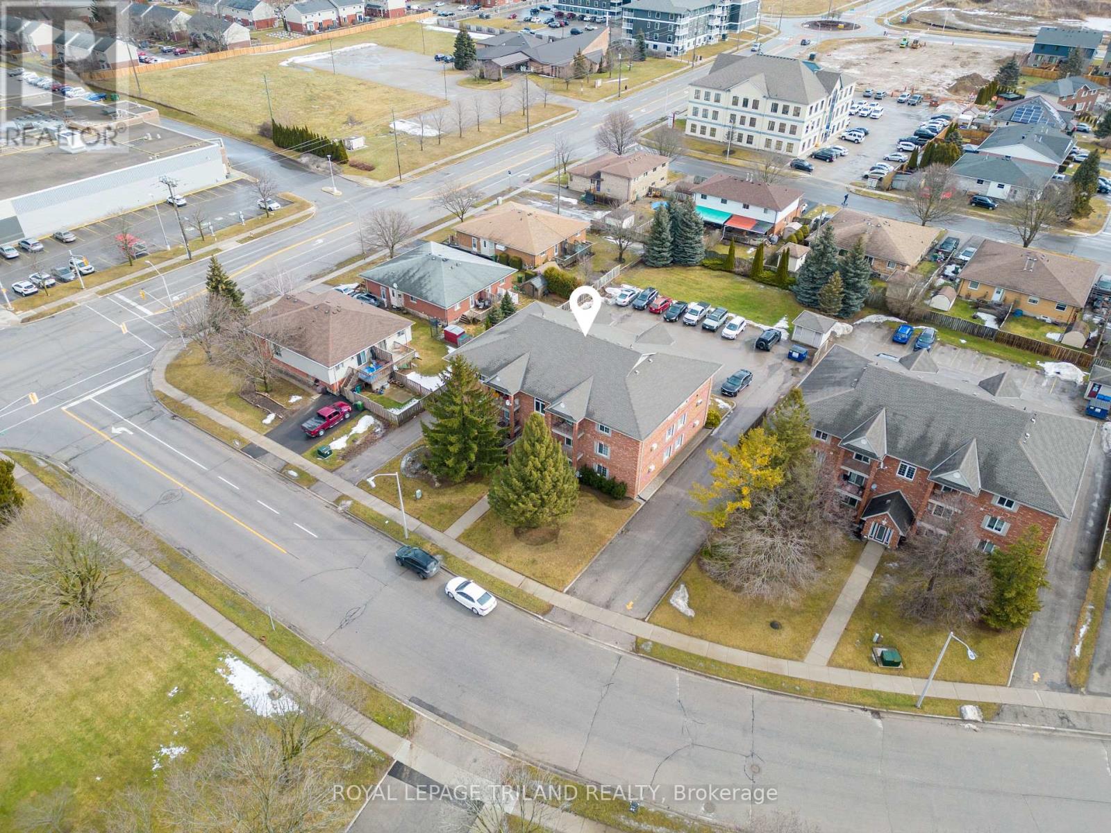 70 Stokes Road, St. Thomas, Ontario  N5R 6A9 - Photo 35 - X12193439