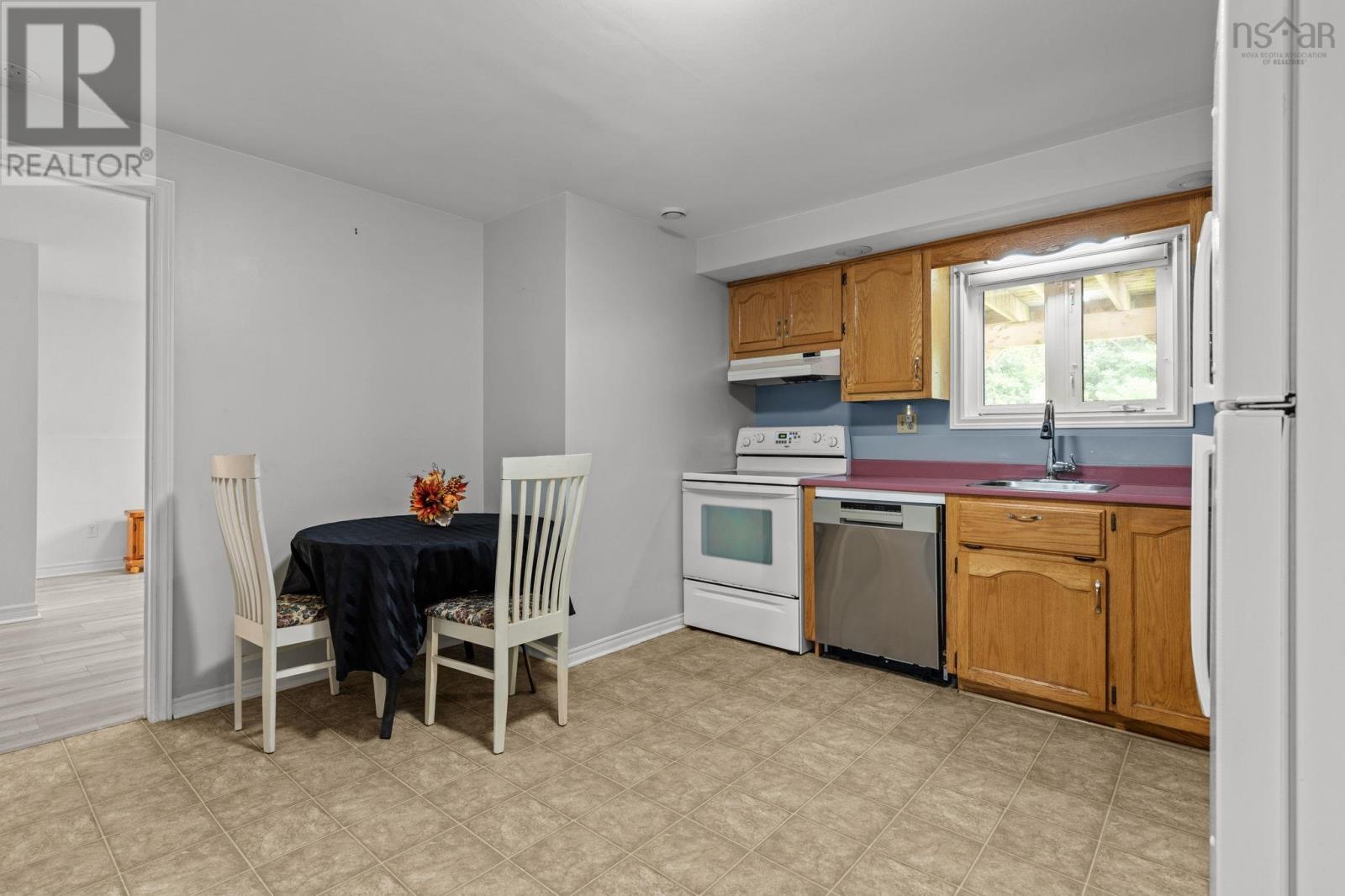 69 Michelle Drive, Lawrencetown, Nova Scotia  B2Z 1E5 - Photo 19 - 202522143