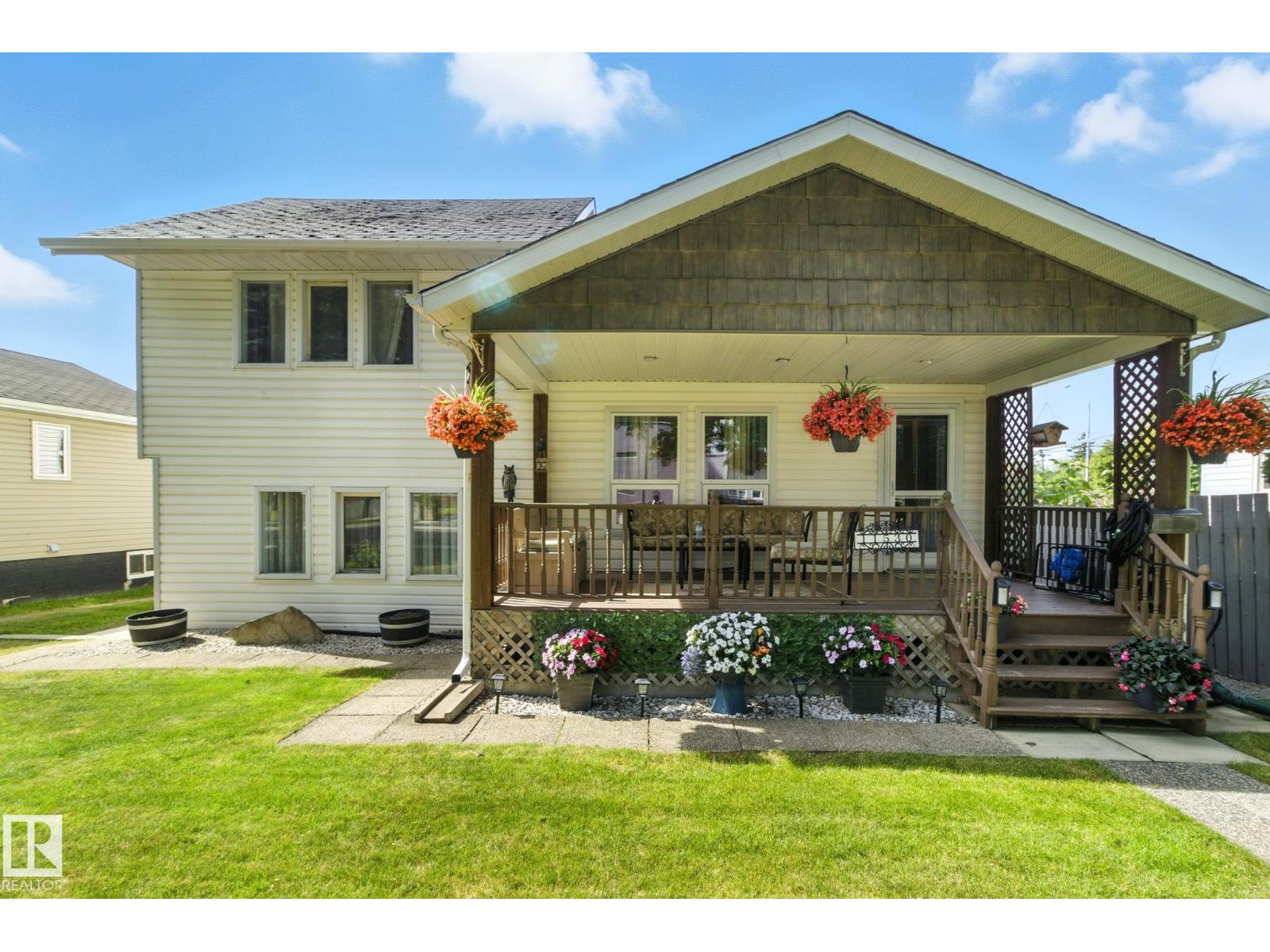 11530 71 St Nw, Edmonton, Alberta  T5B 1V9 - Photo 2 - E4454854