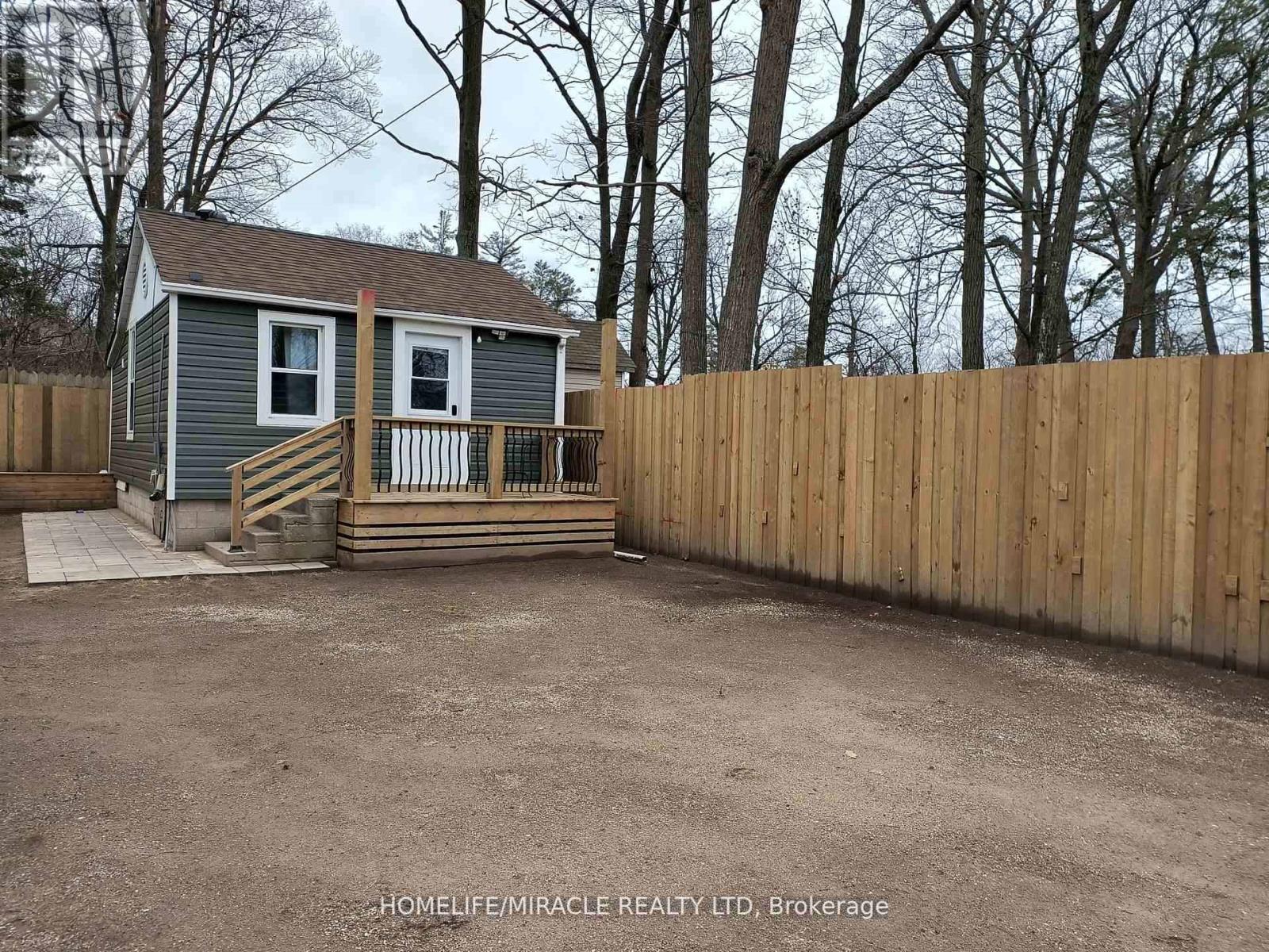 101 River Road E, Wasaga Beach, Ontario  L9Z 2L1 - Photo 15 - S12375248