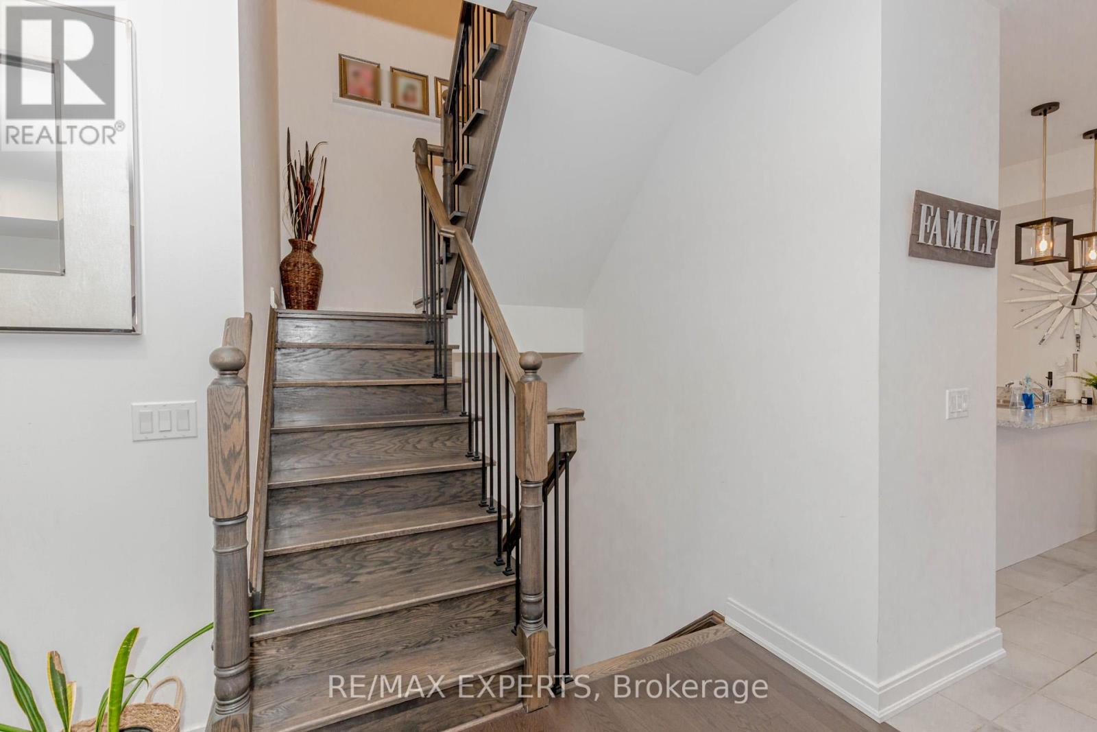 357 Veterans Drive, Brampton, Ontario  L7A 4W1 - Photo 27 - W12373954