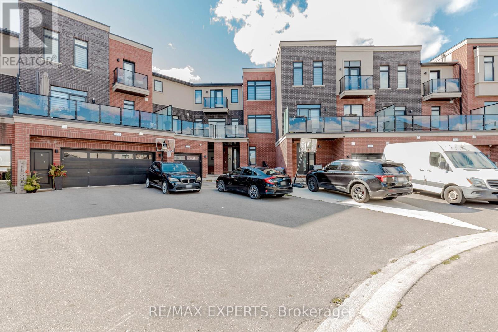 357 Veterans Drive, Brampton, Ontario  L7A 4W1 - Photo 48 - W12373954