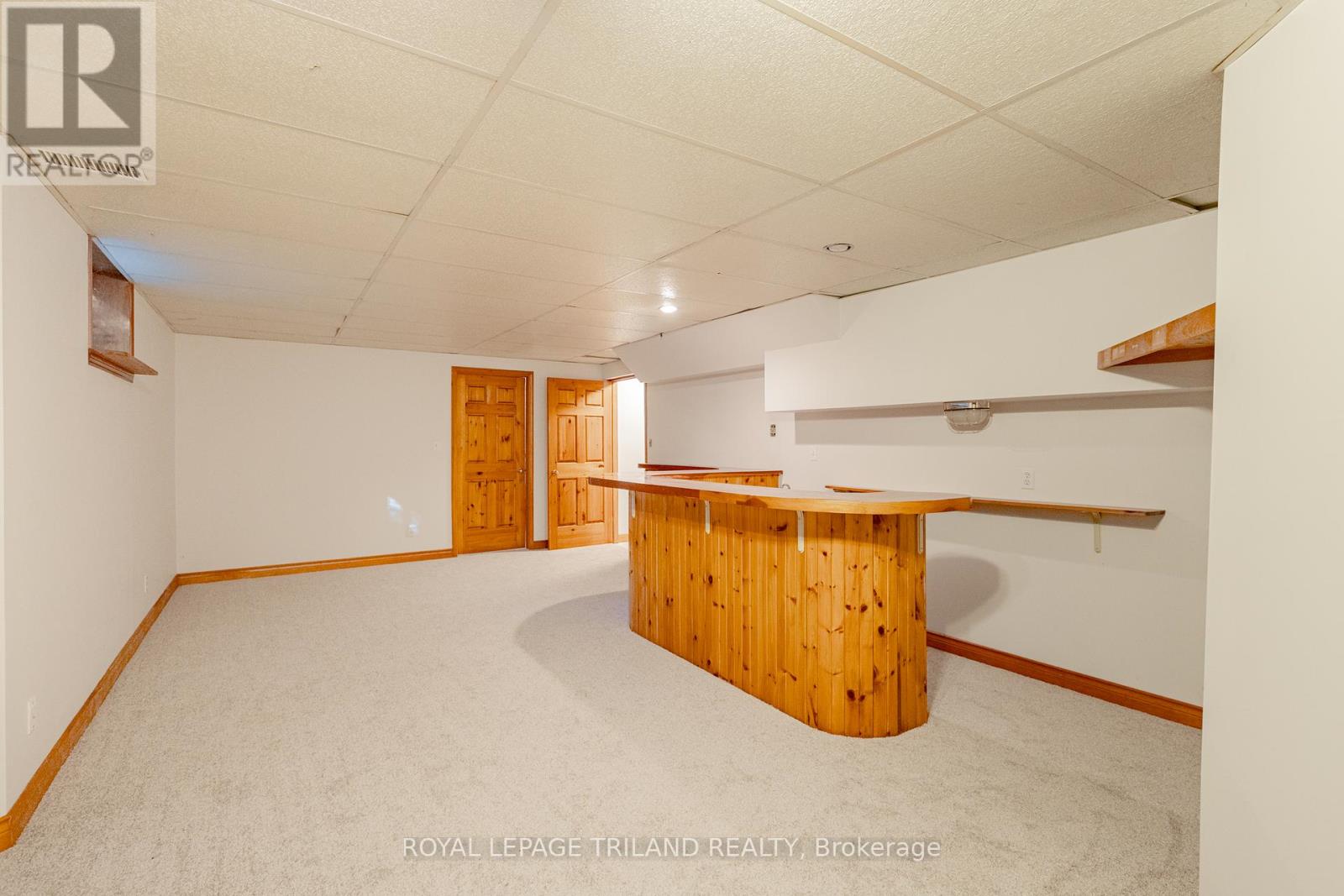 10239 Pinetree Drive, Lambton Shores, Ontario  N0M 1T0 - Photo 38 - X12375650