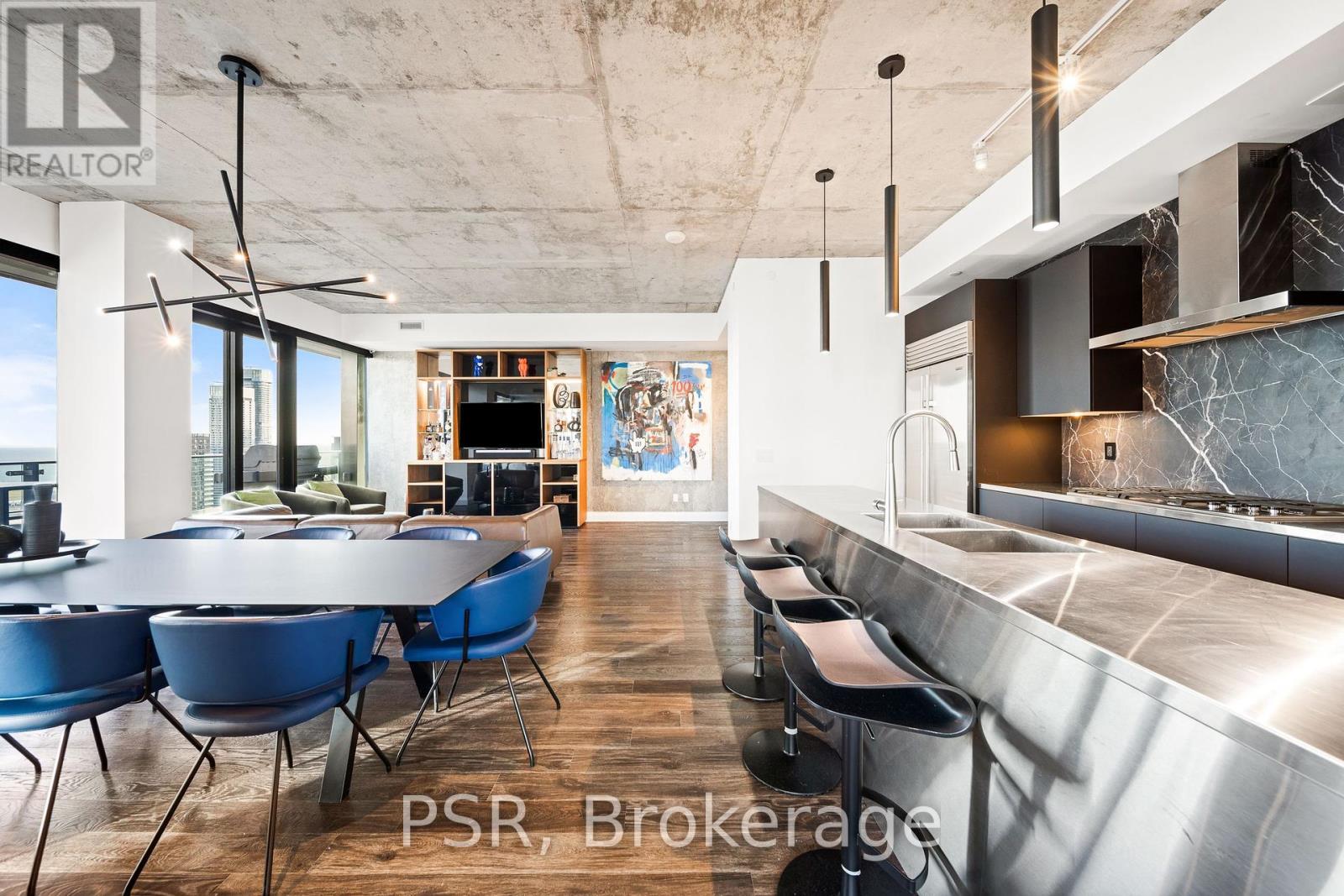 4302 - 224 King Street W, Toronto, Ontario  M5H 0A6 - Photo 3 - C12375553
