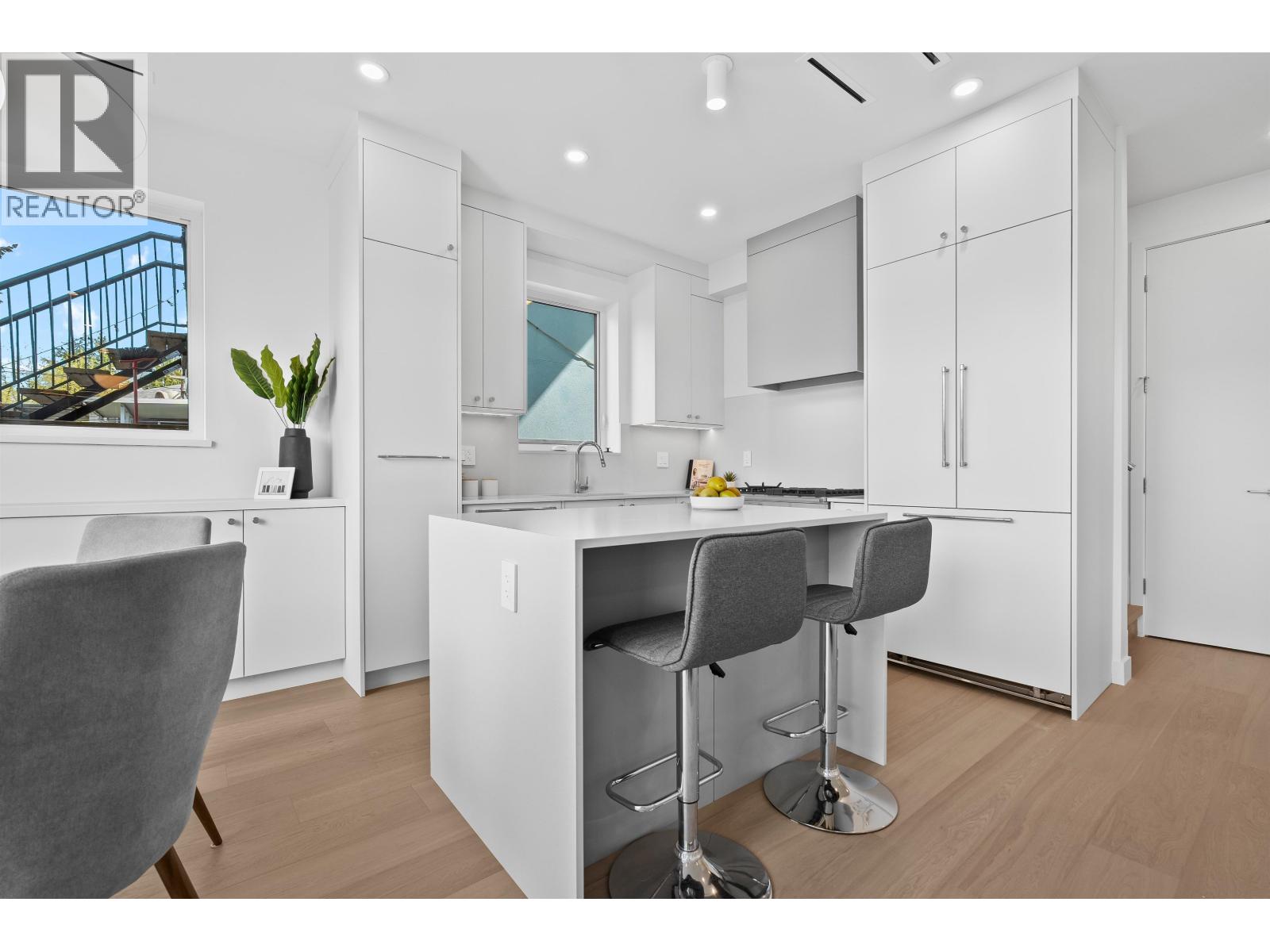 2 2253 Grant Street, Vancouver, British Columbia  V5L 2Z6 - Photo 12 - R3042331