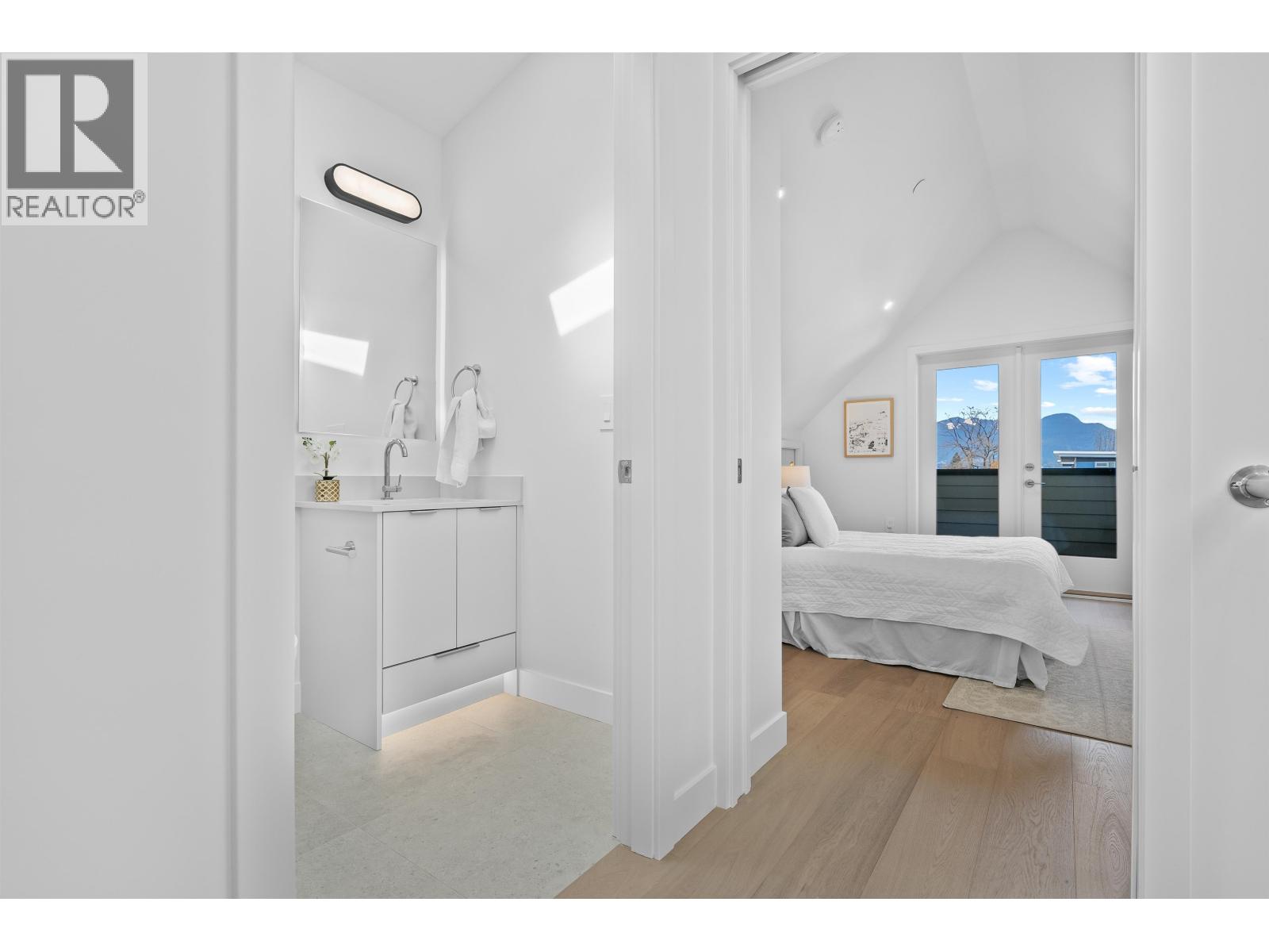 2 2253 Grant Street, Vancouver, British Columbia  V5L 2Z6 - Photo 26 - R3042331