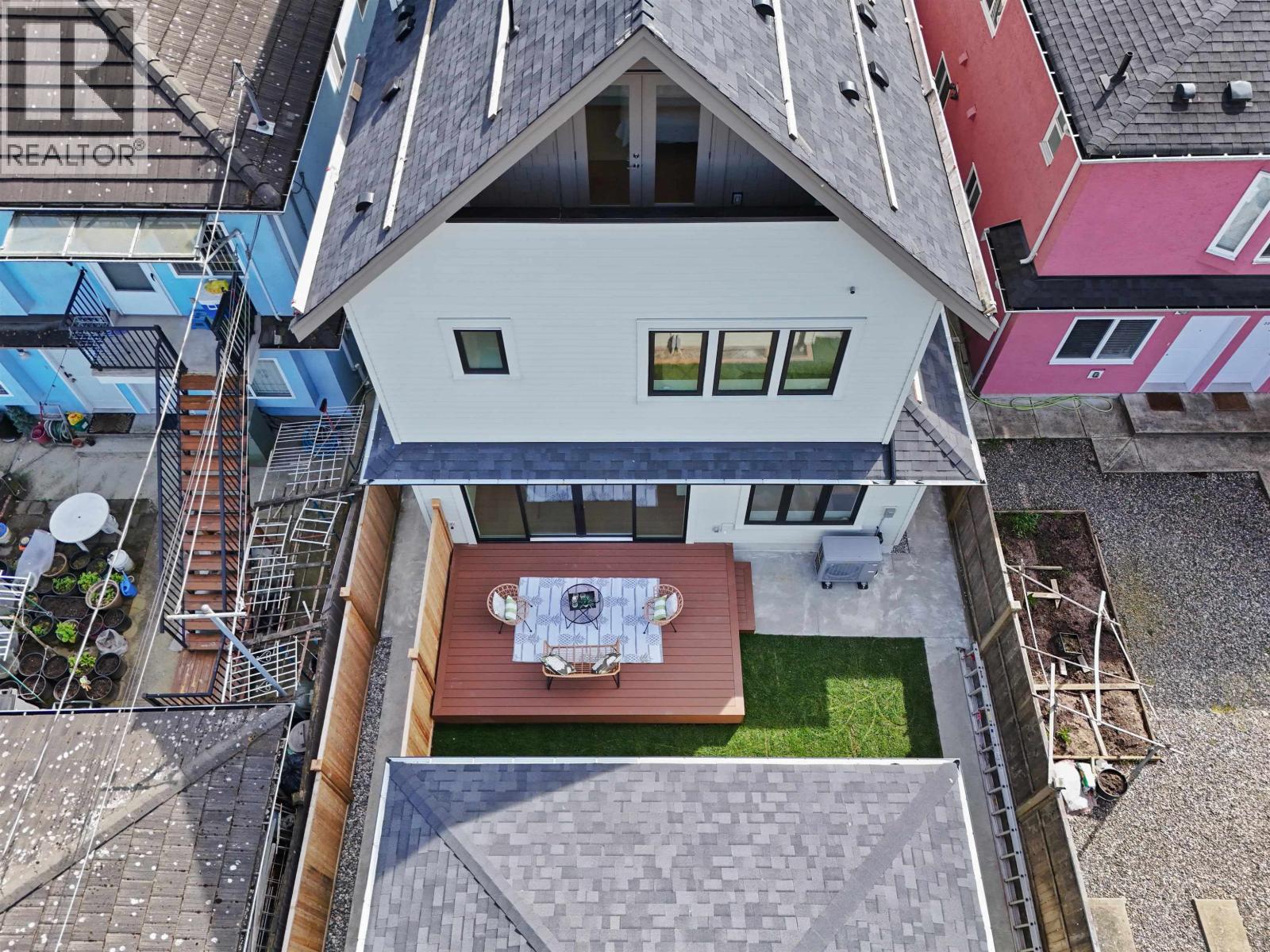 2 2253 Grant Street, Vancouver, British Columbia  V5L 2Z6 - Photo 38 - R3042331