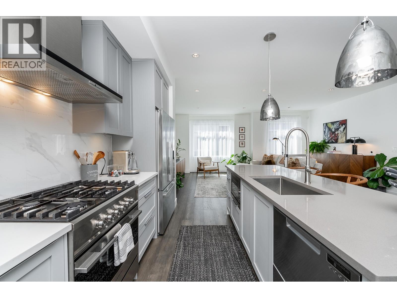 16 3535 Princeton Avenue, Coquitlam, British Columbia  V3E 0P1 - Photo 7 - R3042343