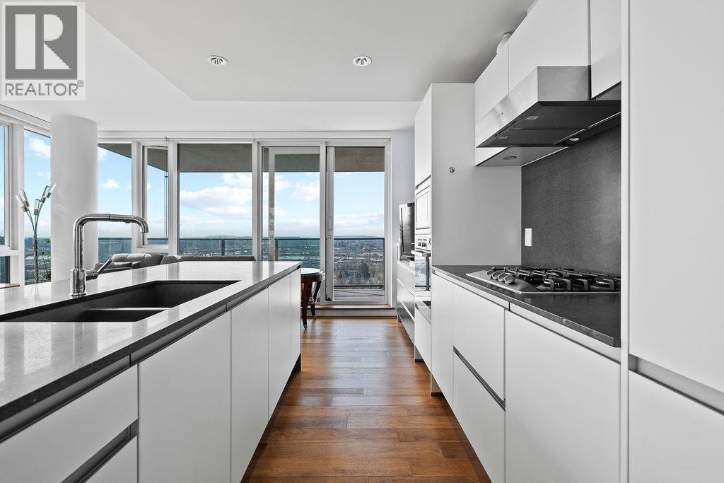 1708 8555 GRANVILLE STREET, Vancouver, British Columbia