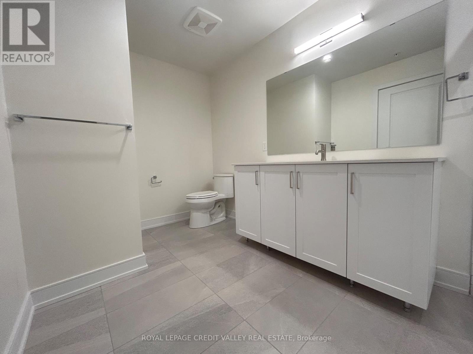 201 - 121 Mary Street, Clearview, Ontario  L0M 1G0 - Photo 14 - S12375495