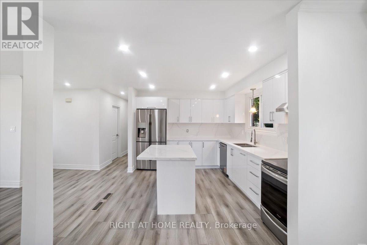 28 Charlbrook Avenue, Barrie, Ontario  L4M 2Y4 - Photo 10 - S12375591