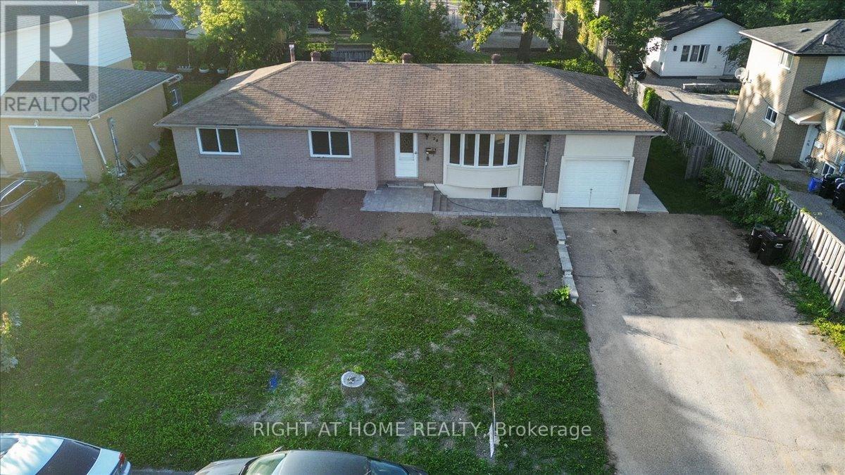 28 Charlbrook Avenue, Barrie, Ontario  L4M 2Y4 - Photo 3 - S12375591