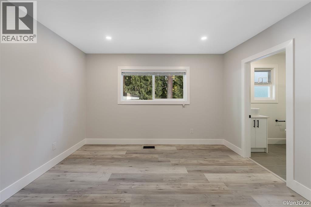383 Laurentian Crescent, Coquitlam, British Columbia  V3K 1Y6 - Photo 12 - R3042373