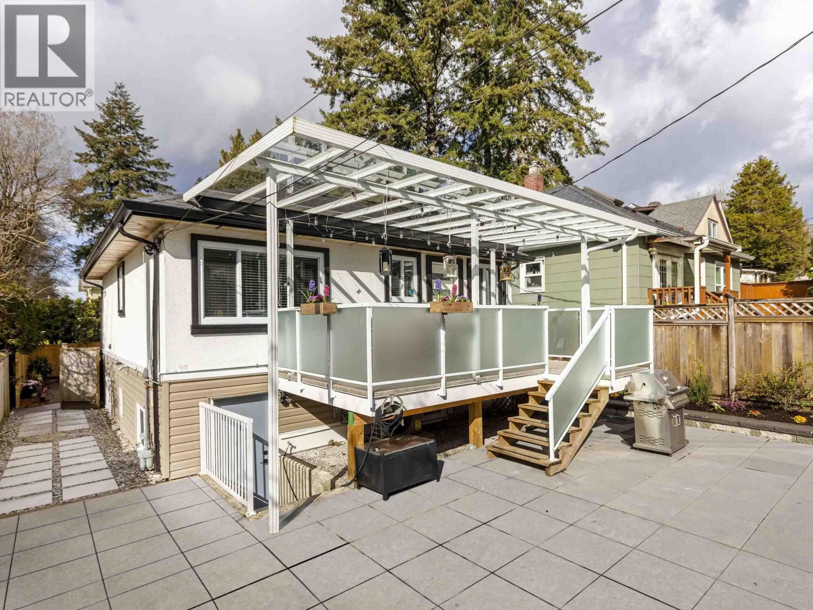 529x Dunbar Street, Vancouver, British Columbia  V6N 1V9 - Photo 6 - R3042340