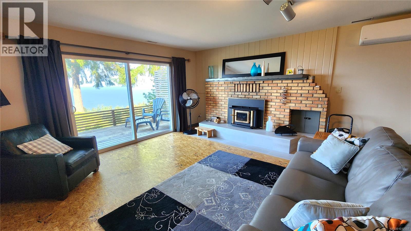 Property at 1568 Wild Cherry Terr image 5