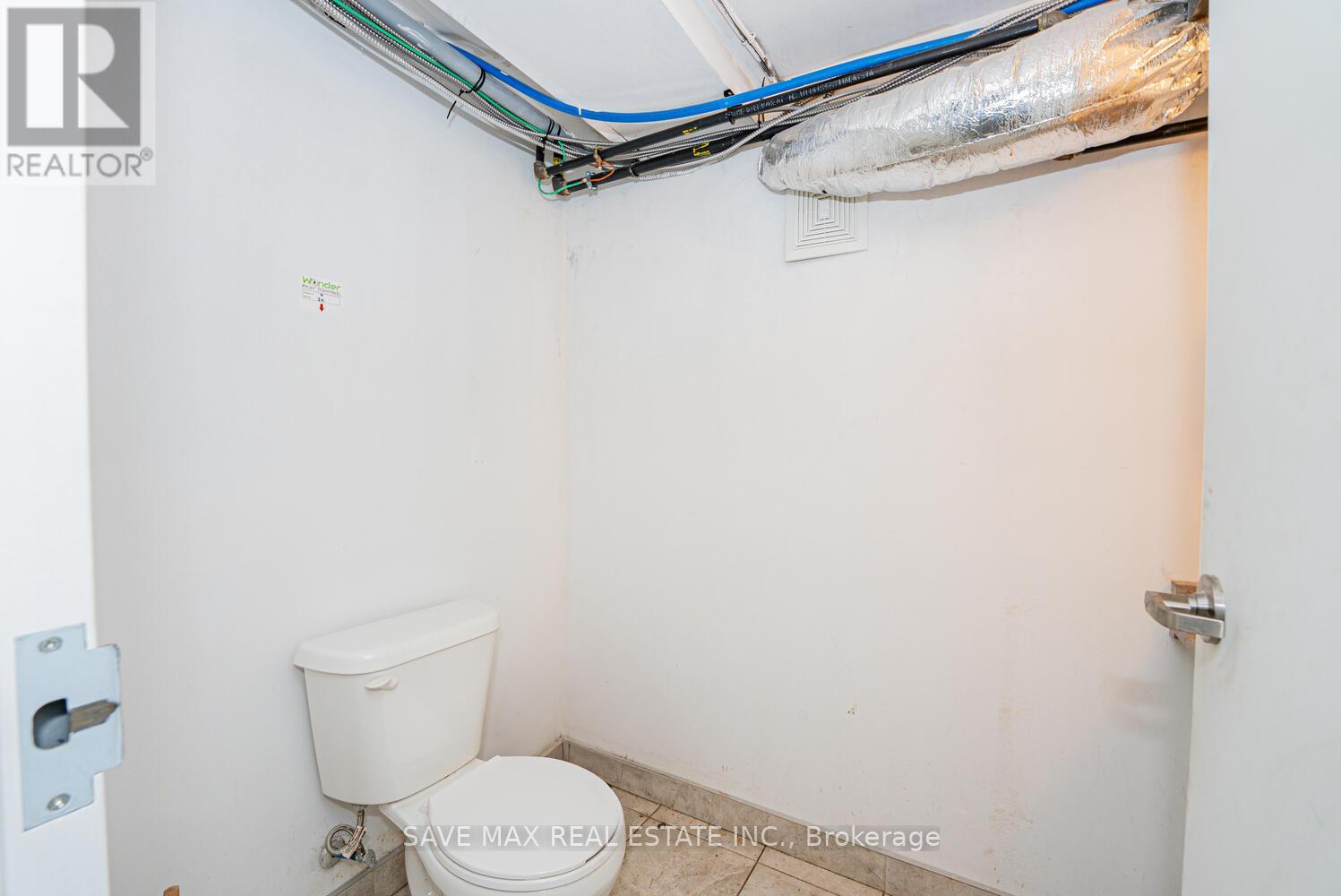3062 Hurontario Street, Mississauga, Ontario  L5B 1N7 - Photo 25 - W12375503
