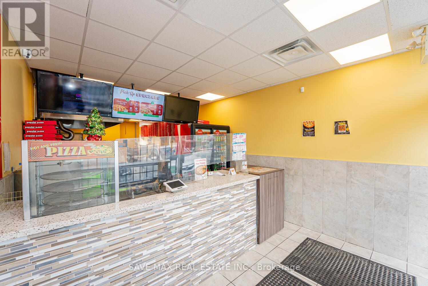 3062 Hurontario Street, Mississauga, Ontario  L5B 1N7 - Photo 5 - W12375503