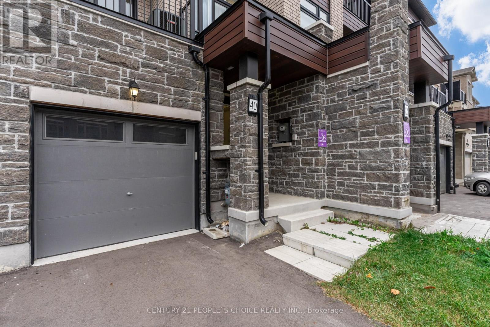 Property at 40 PURPLE SAGE DRIVE image 2