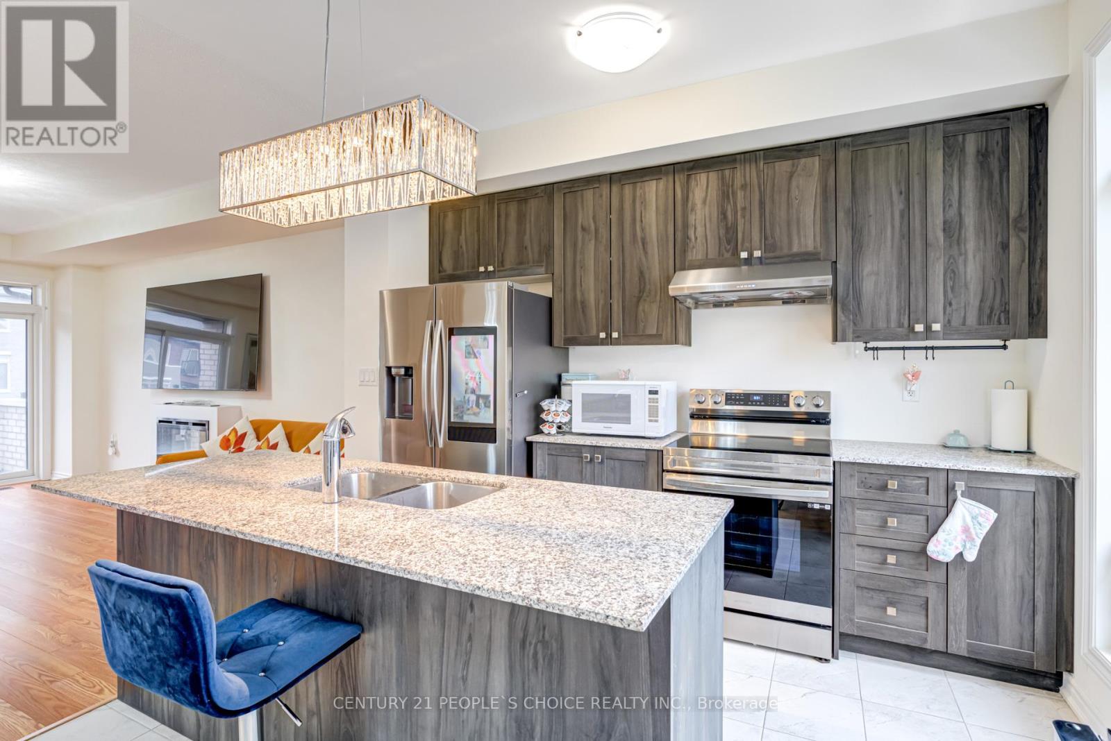 40 Purple Sage Drive, Brampton, Ontario  L6P 4N9 - Photo 21 - W12375564