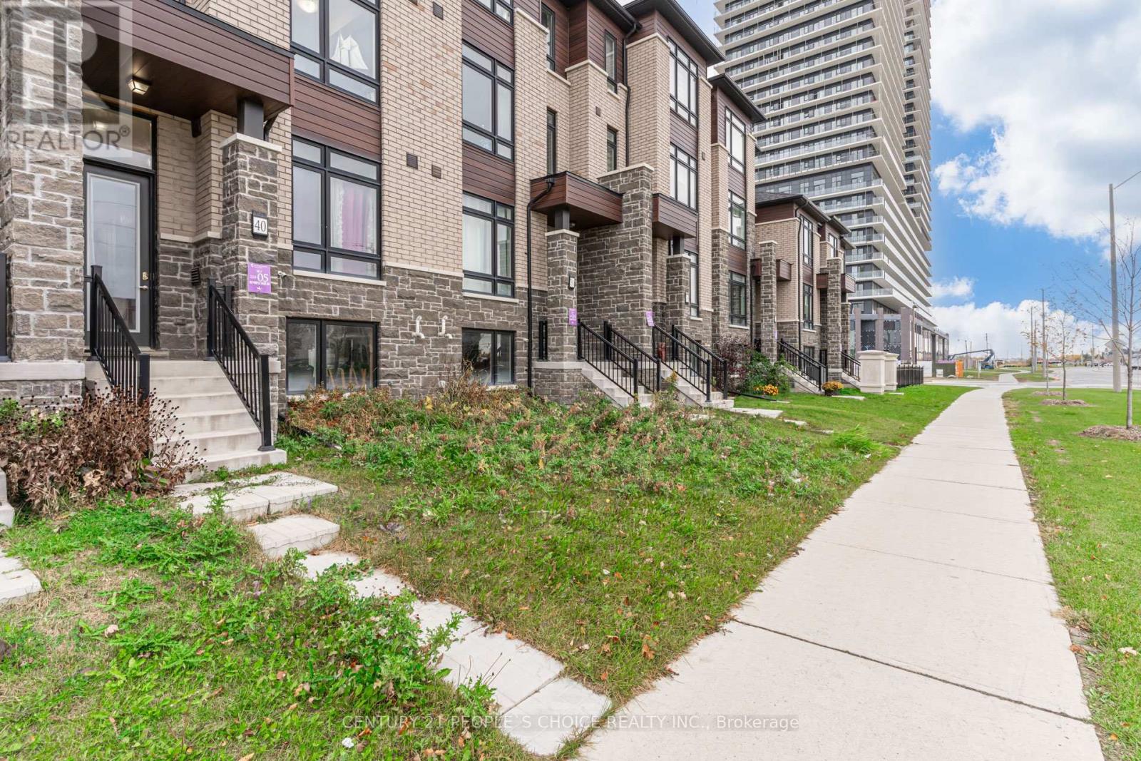 40 Purple Sage Drive, Brampton, Ontario  L6P 4N9 - Photo 46 - W12375564