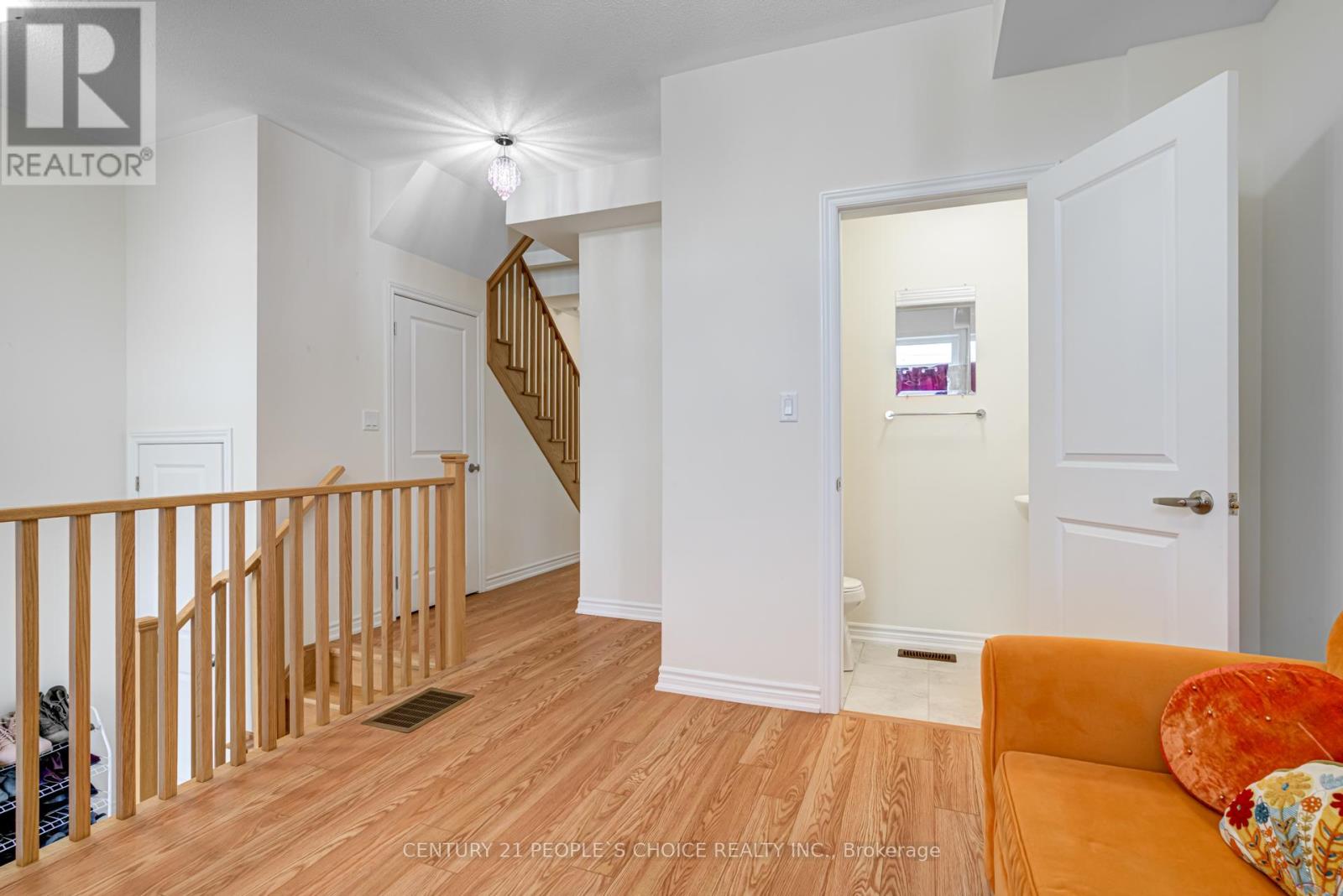 40 Purple Sage Drive, Brampton, Ontario  L6P 4N9 - Photo 8 - W12375564