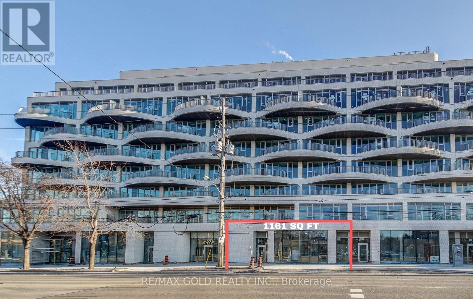 2 - 689 THE QUEENSWAY E, Toronto, Ontario