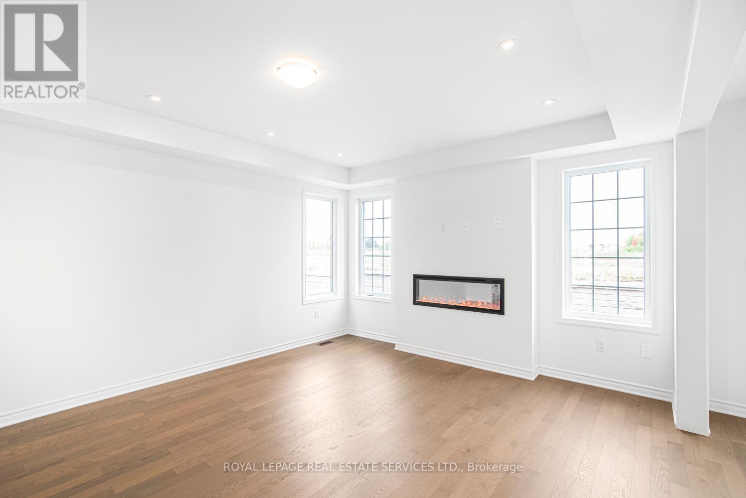 266 Millstone Street, Kitchener, Ontario  N2R 0V8 - Photo 10 - X12375519