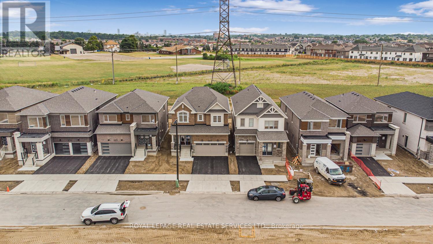 266 Millstone Street, Kitchener, Ontario  N2R 0V8 - Photo 3 - X12375519