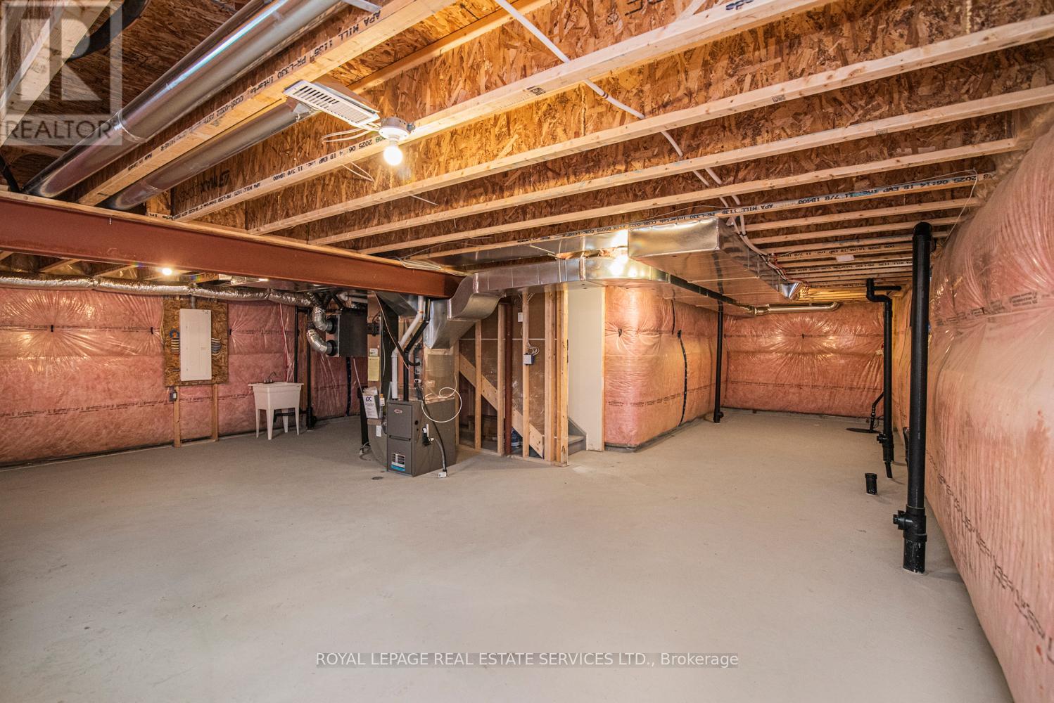 266 Millstone Street, Kitchener, Ontario  N2R 0V8 - Photo 33 - X12375519