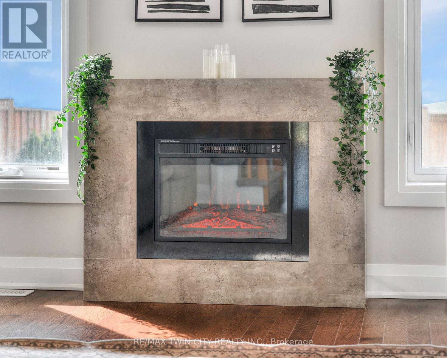 160 Foamflower Place, Waterloo, Ontario  N2V 0G9 - Photo 11 - X12375598