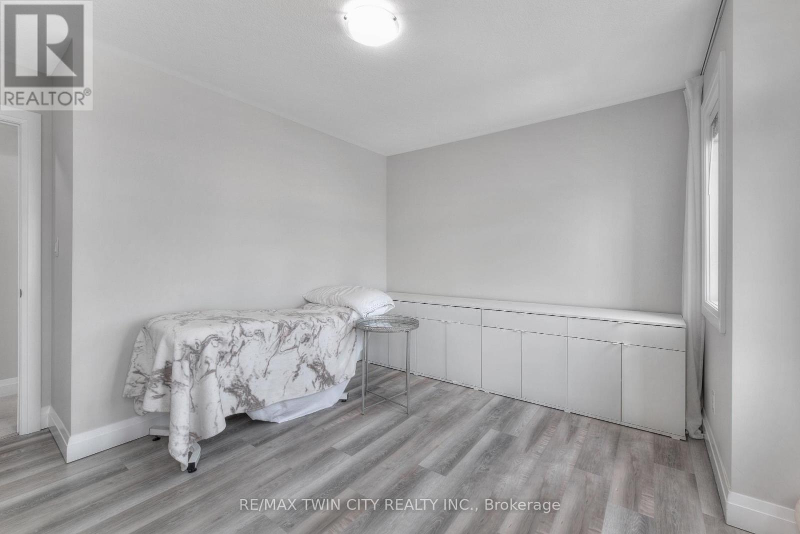 160 Foamflower Place, Waterloo, Ontario  N2V 0G9 - Photo 33 - X12375598