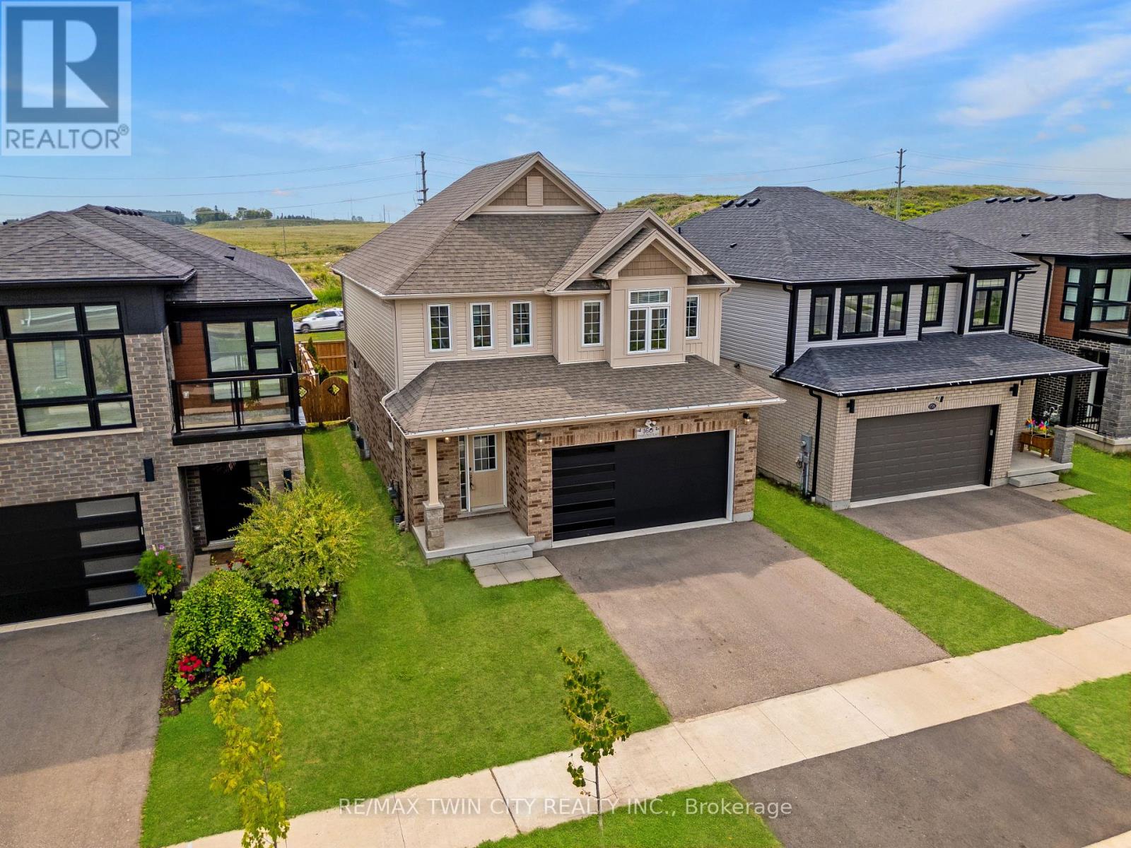 160 Foamflower Place, Waterloo, Ontario  N2V 0G9 - Photo 35 - X12375598