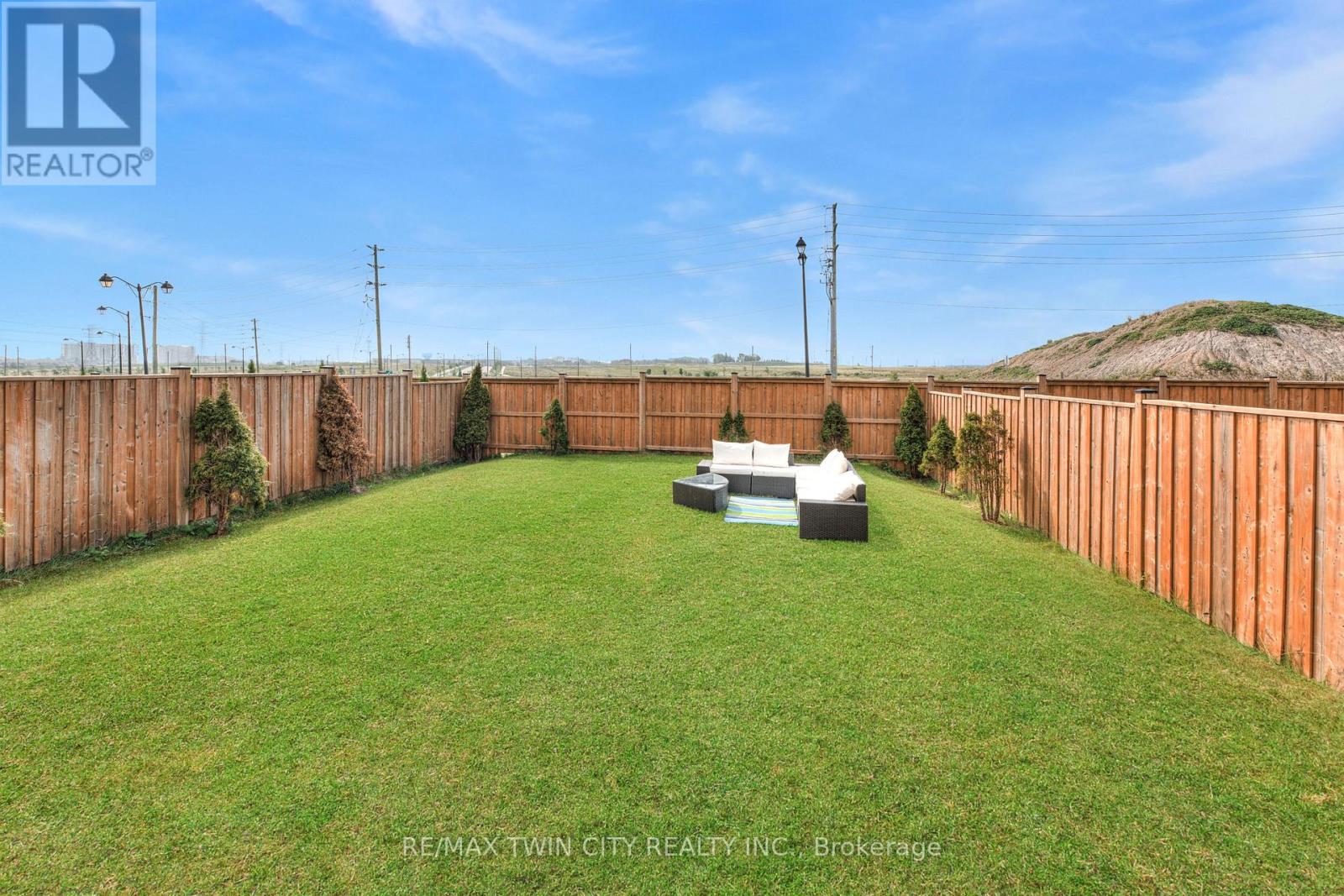 160 Foamflower Place, Waterloo, Ontario  N2V 0G9 - Photo 36 - X12375598