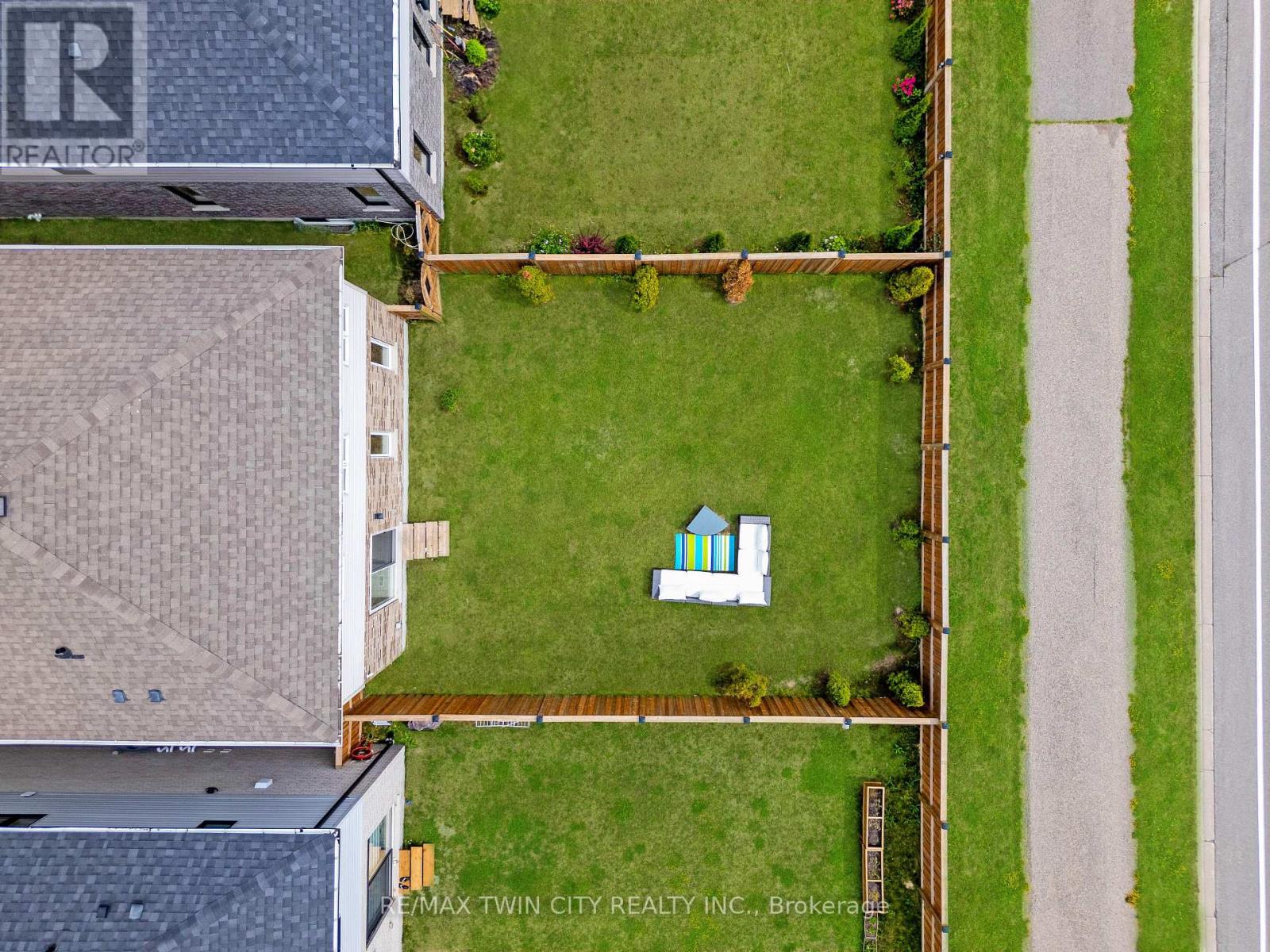 160 Foamflower Place, Waterloo, Ontario  N2V 0G9 - Photo 40 - X12375598