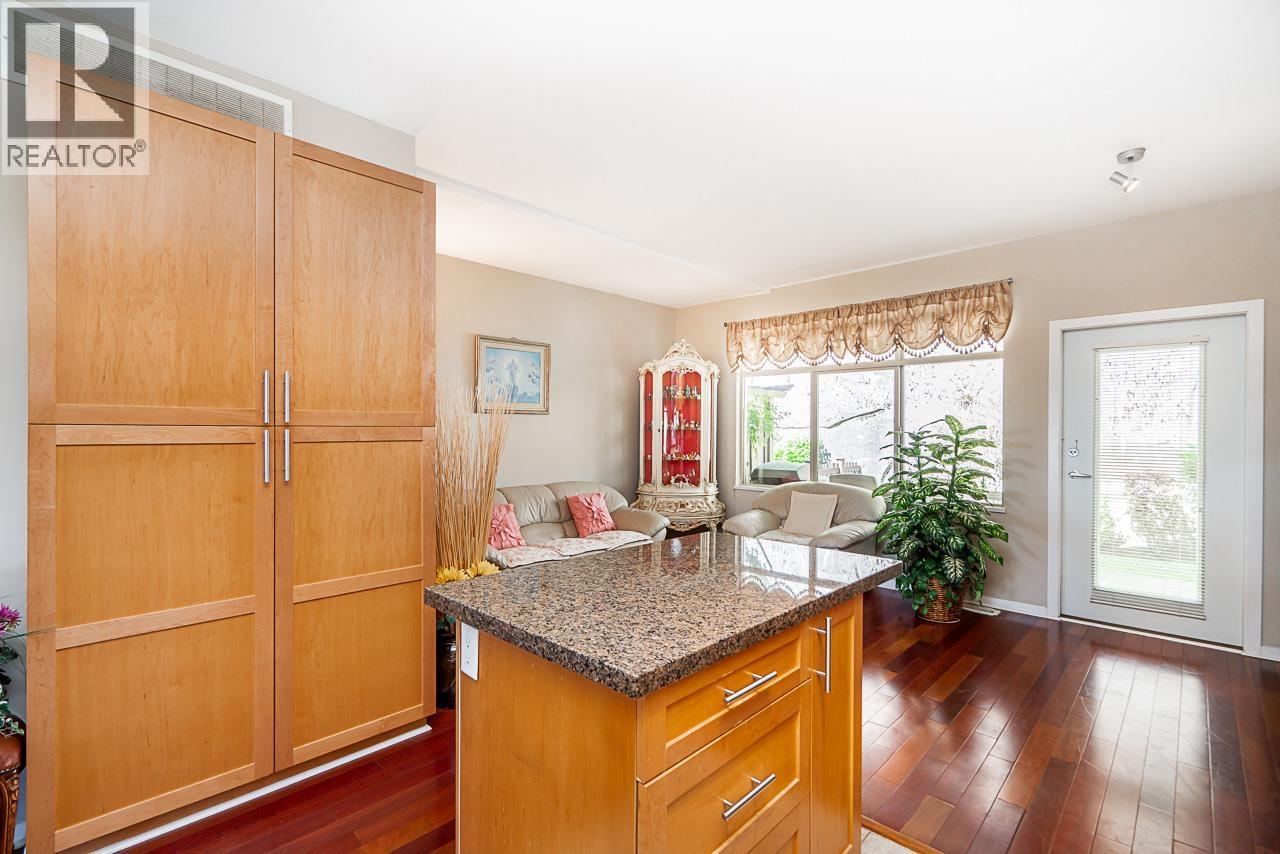 6 320 Decaire Street, Coquitlam, British Columbia  V3K 7C3 - Photo 7 - R3042175