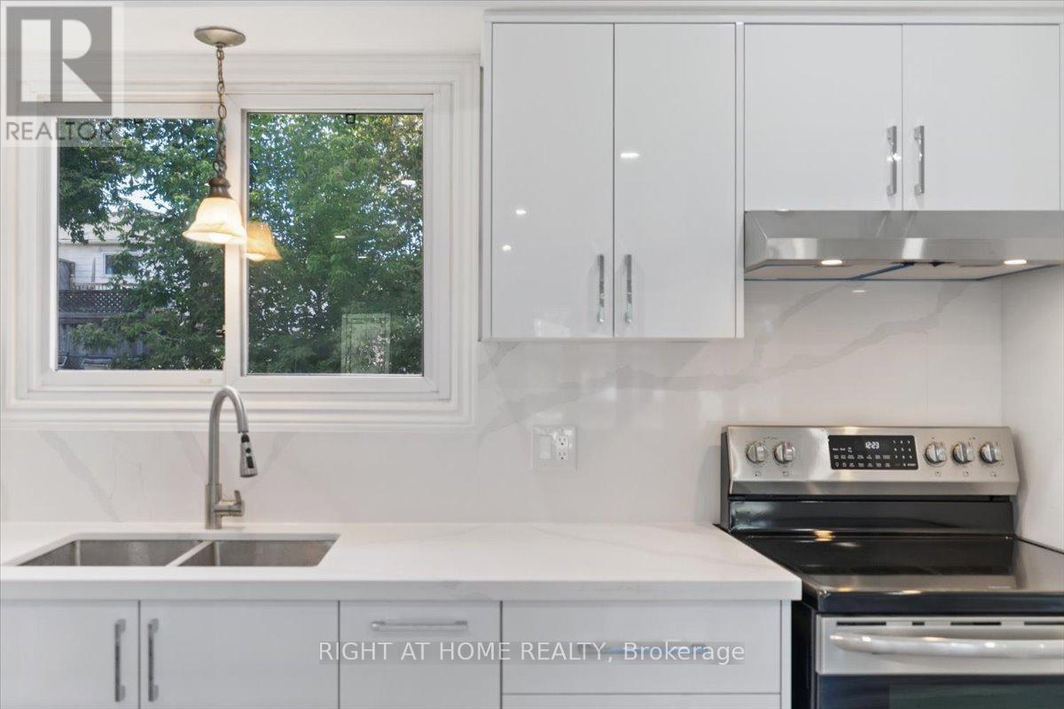 28 Charlbrook Avenue, Barrie, Ontario  L4M 2Y4 - Photo 15 - S12375591