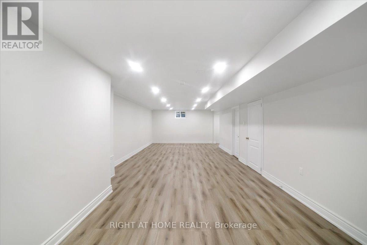 28 Charlbrook Avenue, Barrie, Ontario  L4M 2Y4 - Photo 26 - S12375591