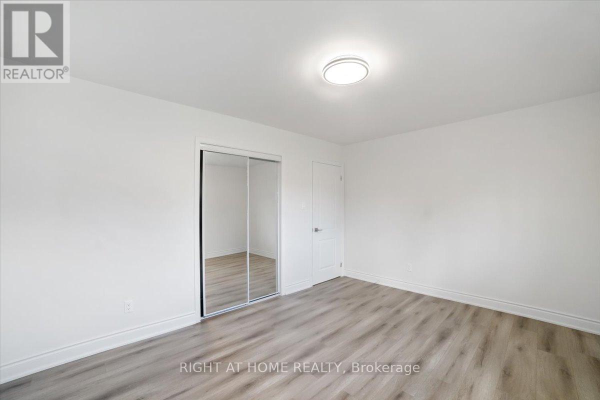 28 Charlbrook Avenue, Barrie, Ontario  L4M 2Y4 - Photo 22 - S12375591