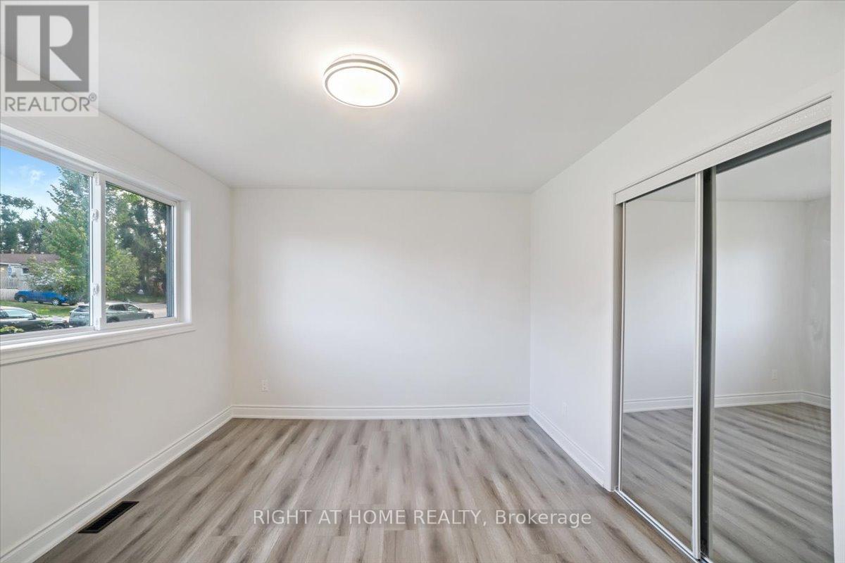 28 Charlbrook Avenue, Barrie, Ontario  L4M 2Y4 - Photo 21 - S12375591