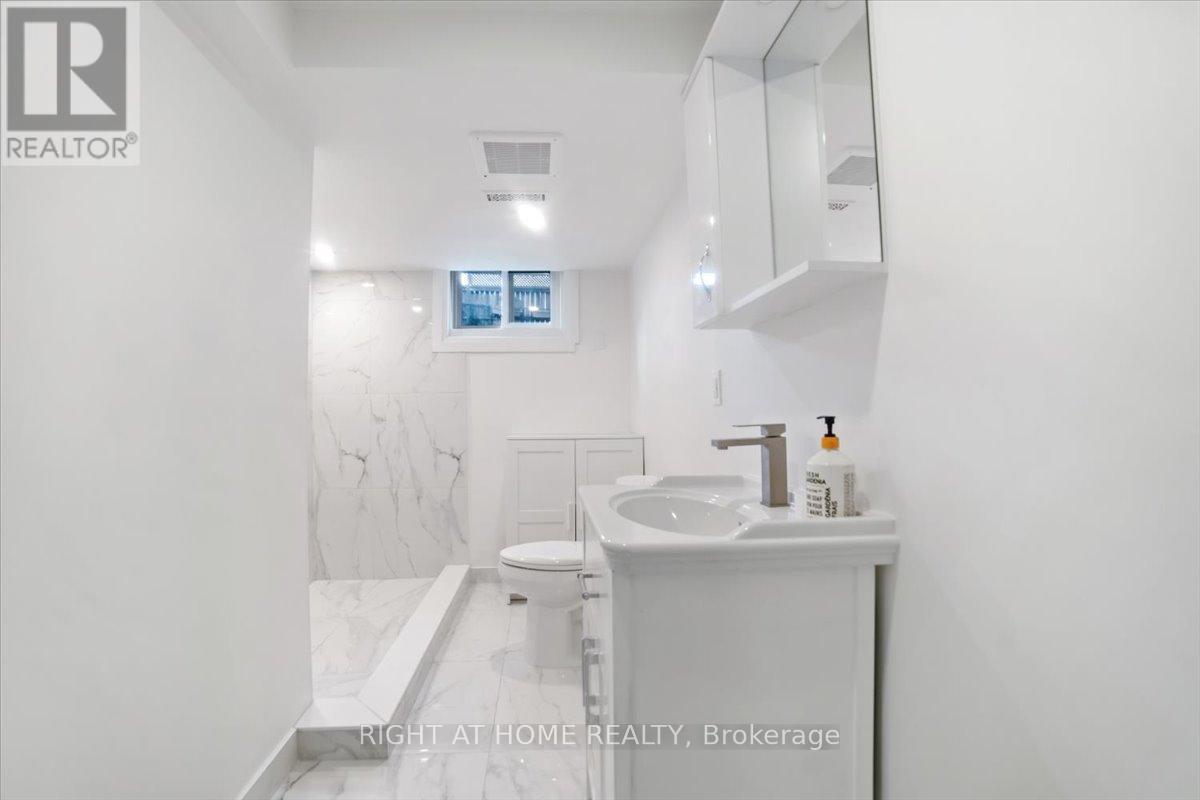 28 Charlbrook Avenue, Barrie, Ontario  L4M 2Y4 - Photo 35 - S12375591