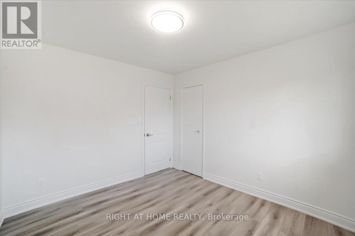 28 Charlbrook Avenue, Barrie, Ontario  L4M 2Y4 - Photo 19 - S12375591