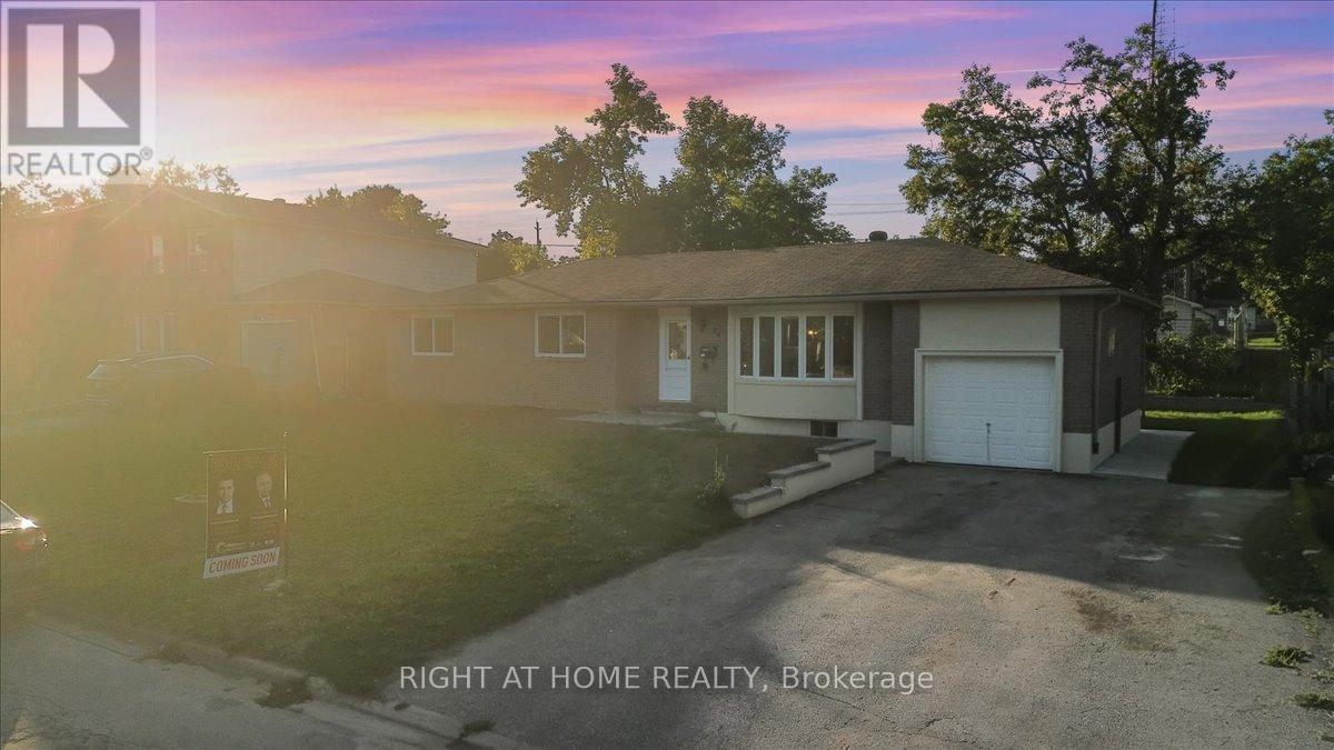 28 Charlbrook Avenue, Barrie, Ontario  L4M 2Y4 - Photo 41 - S12375591