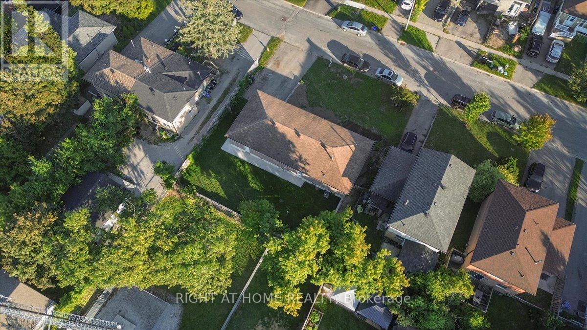 28 Charlbrook Avenue, Barrie, Ontario  L4M 2Y4 - Photo 43 - S12375591