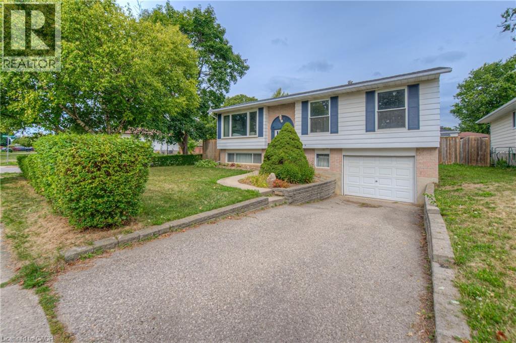 16 Brisbane Boulevard, Brantford, Ontario  N3S 4L2 - Photo 2 - 40765366