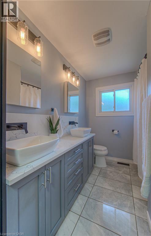 16 Brisbane Boulevard, Brantford, Ontario  N3S 4L2 - Photo 20 - 40765366